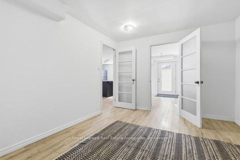 Photo 29 at 115 Coles Avenue, Vaughan Grove, Vaughan