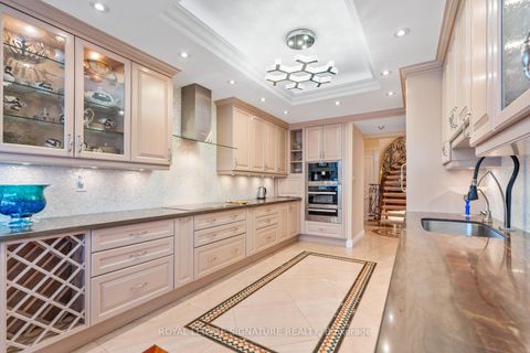 Photo 18 at PH9 - 7300 Yonge Street, Yorkhill, Vaughan