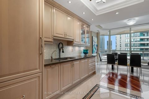 Photo 23 at PH9 - 7300 Yonge Street, Yorkhill, Vaughan