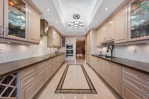 Photo 27 at PH9 - 7300 Yonge Street, Yorkhill, Vaughan