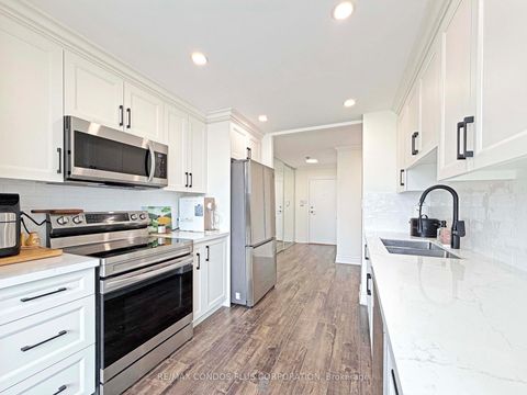 Photo 9 at 1509 - 120 Promenade Circle, Brownridge, Vaughan