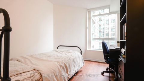 Photo 9 at 300 - 28 Pemberton Avenue, Newtonbrook East, Toronto