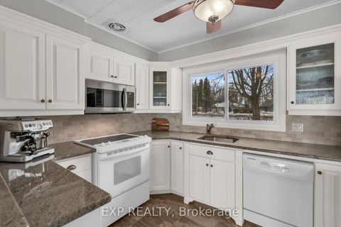 Photo 8 at 561 Duclos Point Road, Pefferlaw, Georgina