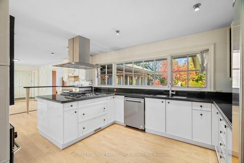 Photo 8 at 80 Bayview Ridge, York Mills, Toronto
