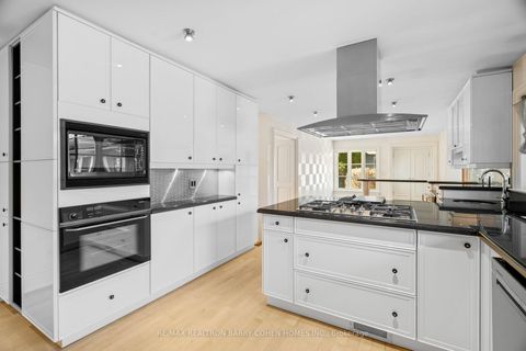 Photo 9 at 80 Bayview Ridge, York Mills, Toronto