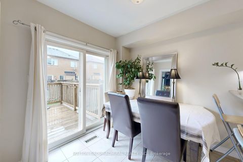 Photo 10 at 80 Walkview Crescent, Oak Ridges, Richmond Hill