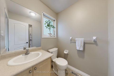Photo 14 at 80 Walkview Crescent, Oak Ridges, Richmond Hill