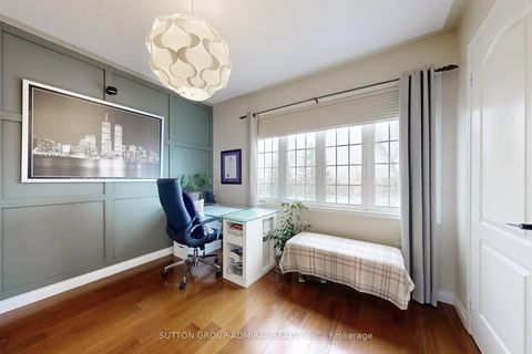 Photo 15 at 80 Walkview Crescent, Oak Ridges, Richmond Hill