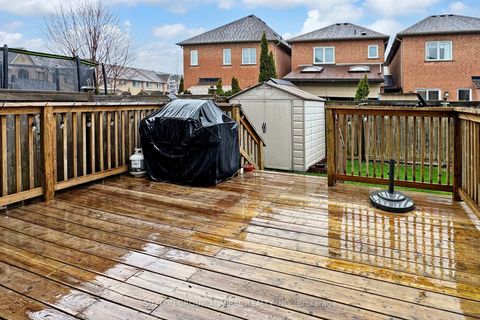 Photo 21 at 80 Walkview Crescent, Oak Ridges, Richmond Hill