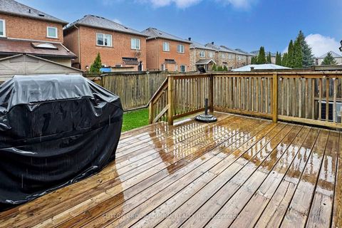 Photo 23 at 80 Walkview Crescent, Oak Ridges, Richmond Hill