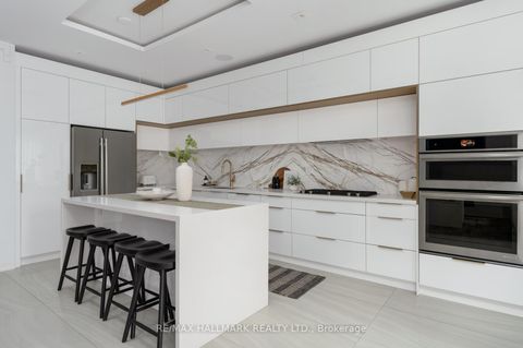 Photo 12 at 3 Judith Drive, East York, Toronto