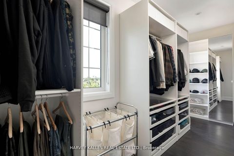 Photo 23 at 4 Larkin Avenue, Nobleton, King