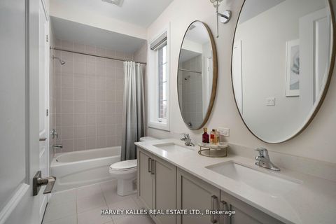 Photo 32 at 4 Larkin Avenue, Nobleton, King