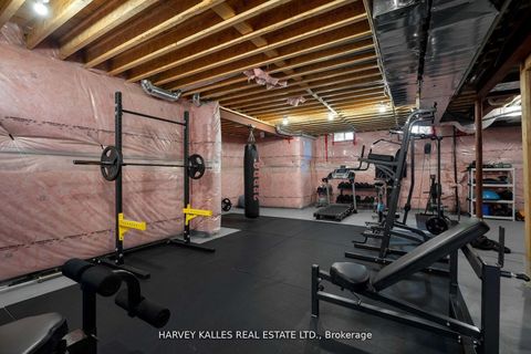 Photo 35 at 4 Larkin Avenue, Nobleton, King