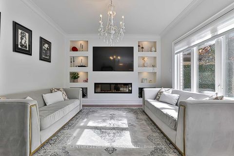 Photo 11 at 18 Berringer Street, Langstaff, Richmond Hill