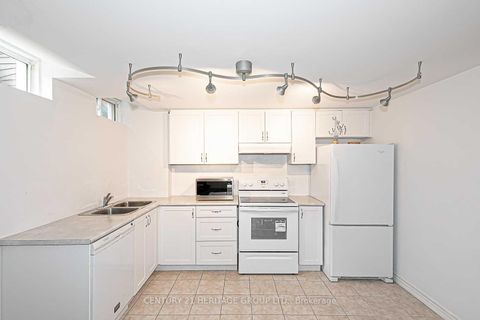 Photo 24 at 18 Berringer Street, Langstaff, Richmond Hill