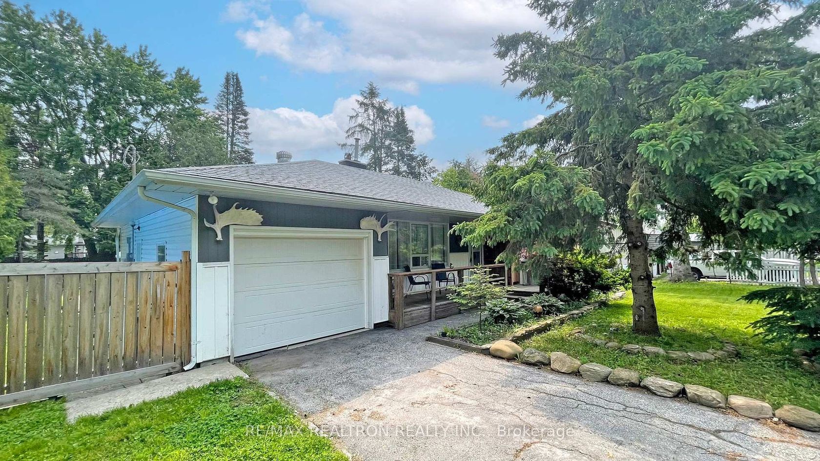 2807 25th Side Road, Rural Innisfil, Innisfil photo number 2