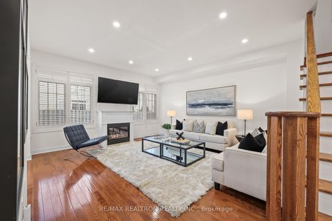 Photo 1 at 2 Serene Way, Patterson, Vaughan