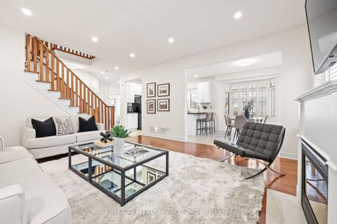 Photo 2 at 2 Serene Way, Patterson, Vaughan