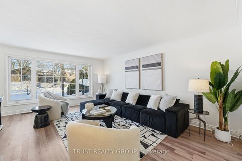 Photo 6 at 9 Del Ria Drive, Maple Leaf, Toronto