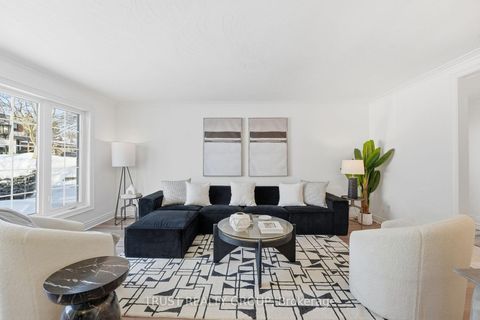 Photo 10 at 9 Del Ria Drive, Maple Leaf, Toronto