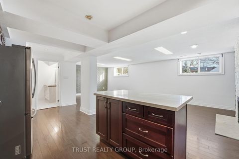 Photo 23 at 9 Del Ria Drive, Maple Leaf, Toronto