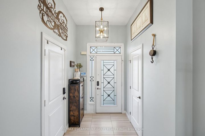 Photo 3 at 37 FAIRGROUNDS Drive, Binbrook, Hamilton