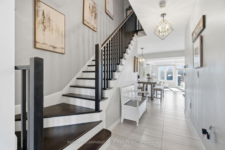 Photo 5 at 37 FAIRGROUNDS Drive, Binbrook, Hamilton