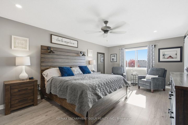 Photo 18 at 37 FAIRGROUNDS Drive, Binbrook, Hamilton