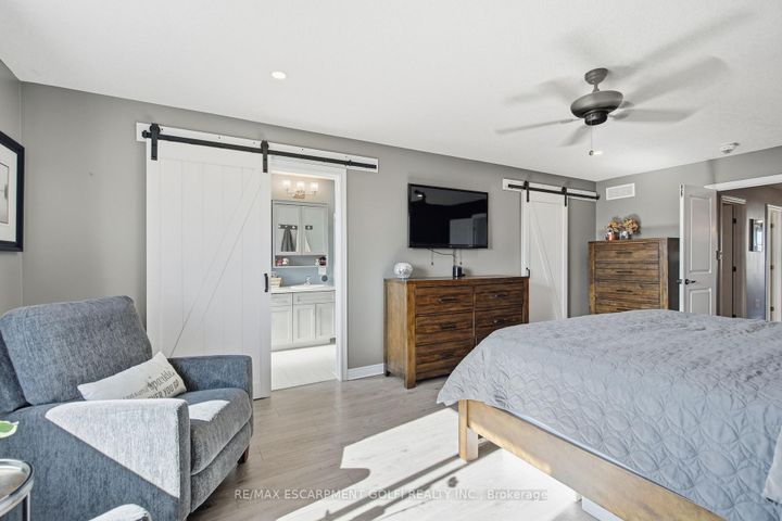 Photo 19 at 37 FAIRGROUNDS Drive, Binbrook, Hamilton