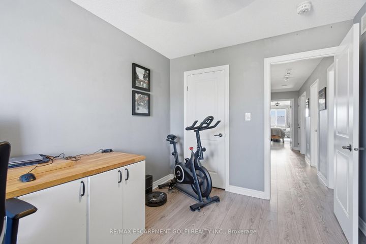 Photo 25 at 37 FAIRGROUNDS Drive, Binbrook, Hamilton