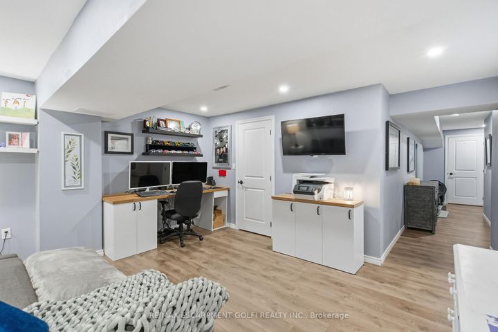 Photo 30 at 37 FAIRGROUNDS Drive, Binbrook, Hamilton