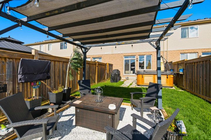 Photo 37 at 37 FAIRGROUNDS Drive, Binbrook, Hamilton