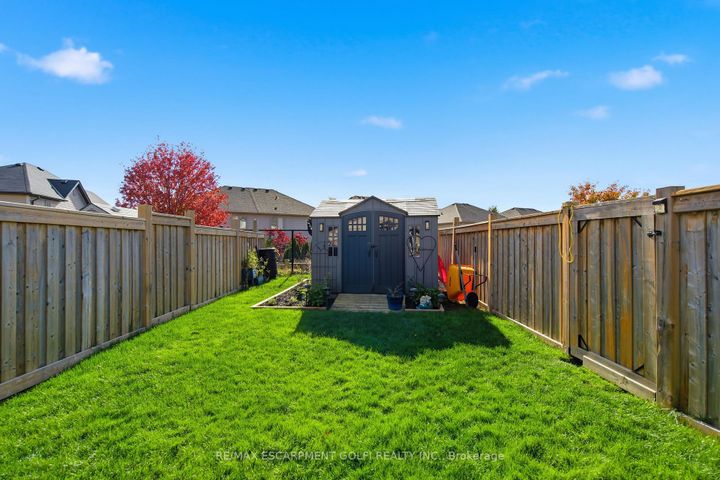 Photo 38 at 37 FAIRGROUNDS Drive, Binbrook, Hamilton