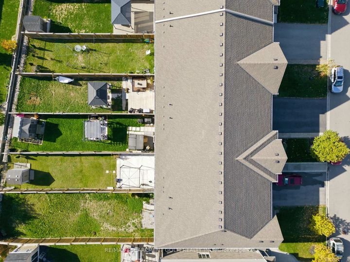 Photo 39 at 37 FAIRGROUNDS Drive, Binbrook, Hamilton