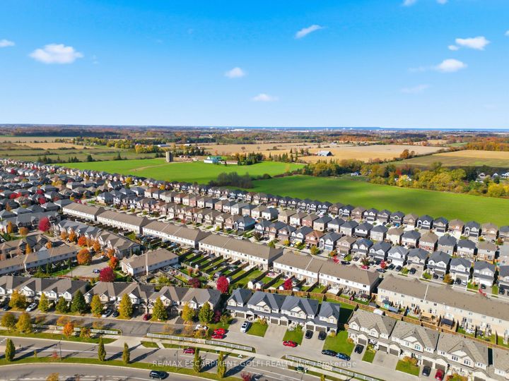 Photo 42 at 37 FAIRGROUNDS Drive, Binbrook, Hamilton