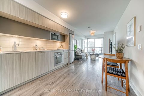 Photo 6 at 1621 - 585 Bloor Street E, North St. James Town, Toronto