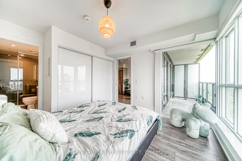 Photo 21 at 1621 - 585 Bloor Street E, North St. James Town, Toronto