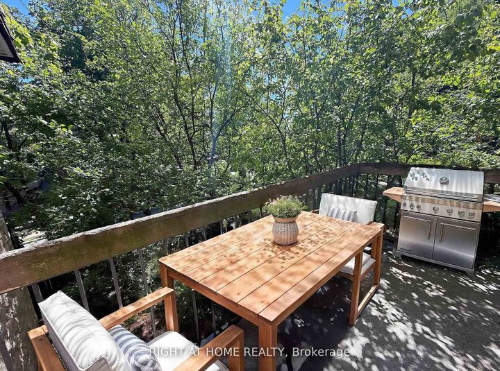 Photo 12 at 13 - 2 Wooded Carse Way, Branson, Toronto