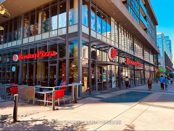 Photo 42 at 13 - 2 Wooded Carse Way, Branson, Toronto