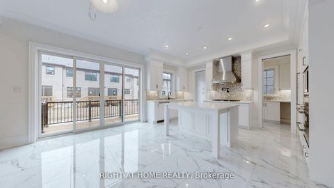 Photo 5 at 7 Adario Crescent, Vellore Village, Vaughan