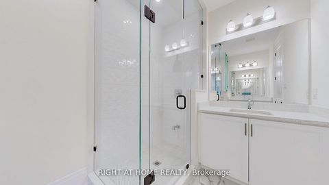 Photo 25 at 7 Adario Crescent, Vellore Village, Vaughan