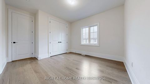 Photo 37 at 7 Adario Crescent, Vellore Village, Vaughan