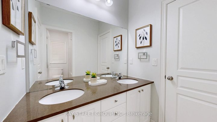 Photo 34 at 176 Upper Post Road, Patterson, Vaughan