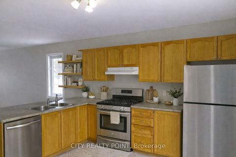 Photo 8 at 3964 Alcina Avenue, Alcona, Innisfil