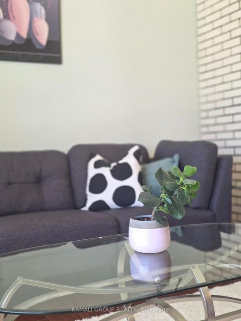 Photo 3 at 66 Hawksbury Drive, Bayview Village, Toronto