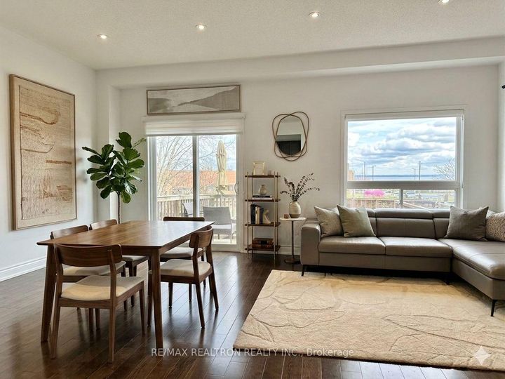 Photo 2 at 7 Abitibi Street, Westbrook, Richmond Hill