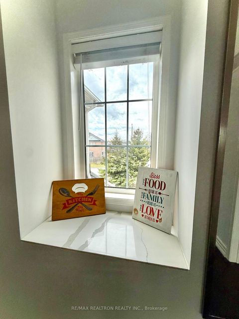 Photo 10 at 7 Abitibi Street, Westbrook, Richmond Hill