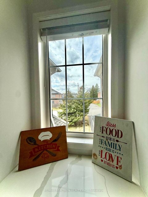 Photo 11 at 7 Abitibi Street, Westbrook, Richmond Hill