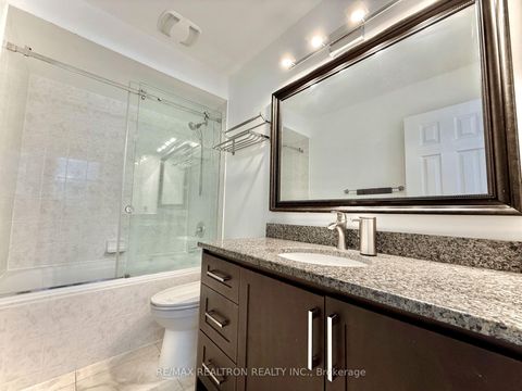 Photo 15 at 7 Abitibi Street, Westbrook, Richmond Hill